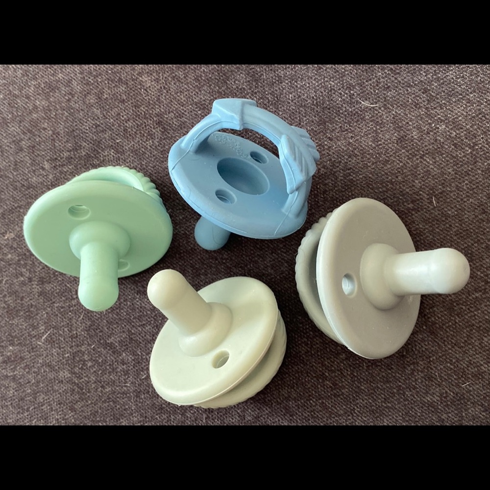 Itzy Ritzy Sweetie Soothers Pacifiers